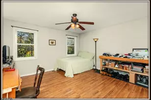 3 Sleepy Hollow Rd, Hampton Township, NJ 07860 - Photo 15