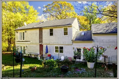 3 Sleepy Hollow Rd, Hampton Township, NJ 07860 - Photo 19