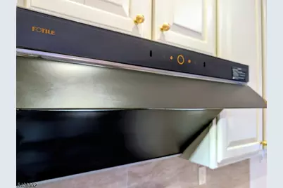 18 Scarlet Oak Dr, Montgomery Township, NJ 08540 - Photo 5