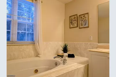 18 Scarlet Oak Dr, Montgomery Township, NJ 08540 - Photo 19