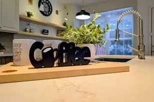 18 Scarlet Oak Dr, Montgomery Township, NJ 08540 - Photo 3