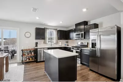 3 Limestone Blvd, Washington Township, NJ 07882 - Photo 9