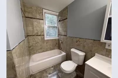 178 Osborne Ter, Newark, NJ 07112 - Photo 13