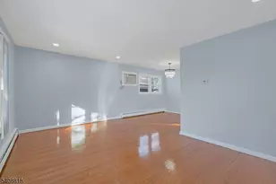30 Warman St, Montclair, NJ 07042 - Photo 5