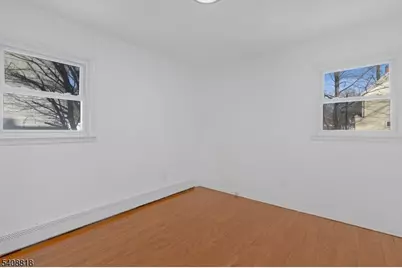 30 Warman St, Montclair, NJ 07042 - Photo 17