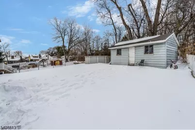 243 N 12th Pl, Prospect Park, NJ 07508 - Photo 23