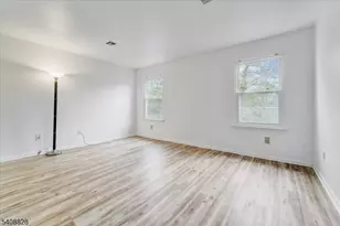 5 Leahy Ct, Franklin Township, NJ 08873 - Photo 15