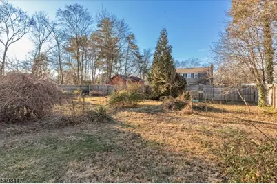 12 Lake Ave, Franklin Township, NJ 08873 - Photo 31