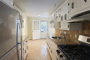 66 Liberty Pl, Palisades Park, NJ 07650 - Photo 5