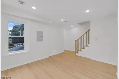 106 Bennett St #B, Phillipsburg, NJ 08865 - Photo 3