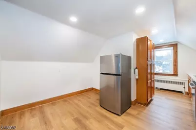 74 Elm Rd, Caldwell, NJ 07006 - Photo 7