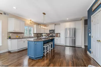 39 Sky Manor Rd, Franklin Township, NJ 08867 - Photo 19