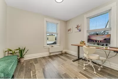 37 E Somerset Street, Raritan, NJ 08869 - Photo 27