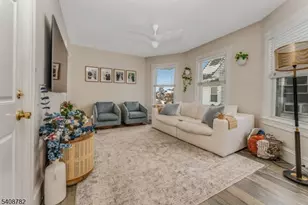 37 E Somerset St, Raritan, NJ 08869 - Photo 19