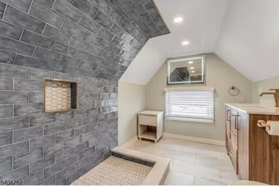 37 E Somerset Street, Raritan, NJ 08869 - Photo 33