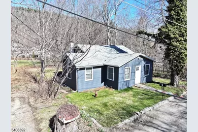 4 Henry St, Frankford Township, NJ 07826 - Photo 33