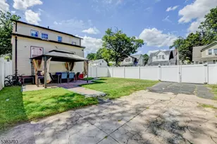 28 Tremont Ave, East Orange, NJ 07018 - Photo 19