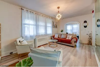 28 Tremont Ave, East Orange, NJ 07018 - Photo 3