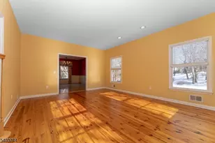 5 Southgate Dr, Clinton Township, NJ 08801 - Photo 9