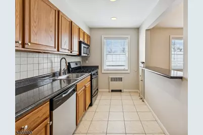 6A W Roselle Ave, Roselle Park, NJ 07204 - Photo 5