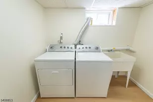 633 Plainfield Ave, Berkeley Heights Township, NJ 07922 - Photo 31