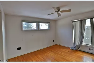 39 Upper Kingtown Rd, Franklin Township, NJ 08867 - Photo 9