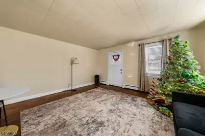 973 Ellis Pkwy, Edison, NJ 08820 - Photo 5