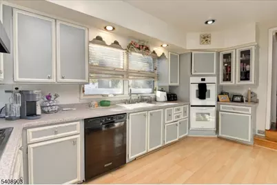 21 Tice Pl, Ringwood, NJ 07456 - Photo 7