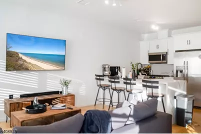 147 Forest St, Montclair Twp., NJ 07042 - Photo 3