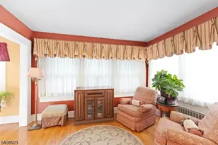 7 Wayland Dr, Verona Twp., NJ 07044 - Photo 5