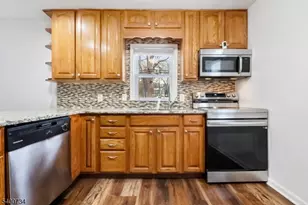 541 Green Pond Rd, Rockaway Township, NJ 07866 - Photo 9