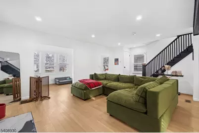 148 Freeman Ave, East Orange, NJ 07018 - Photo 7