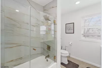 148 Freeman Ave, East Orange, NJ 07018 - Photo 27