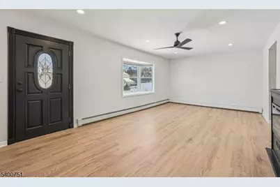 11 Cedar St, Sussex, NJ 07461 - Photo 5