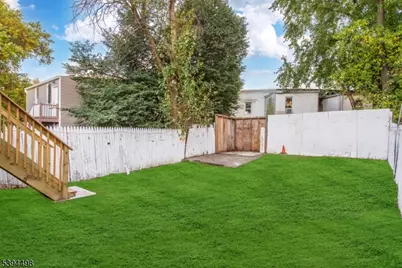 168 N Main St, Paterson, NJ 07522 - Photo 25