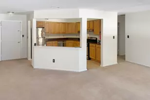 172 Drake Ln, Roxbury Township, NJ 07852 - Photo 5