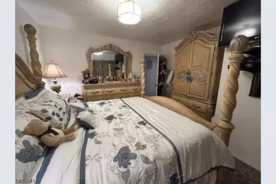 63 Grant Ave, East Hanover Township, NJ 07936 - Photo 9