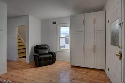 13 Orchard St, Bloomingdale, NJ 07403 - Photo 5