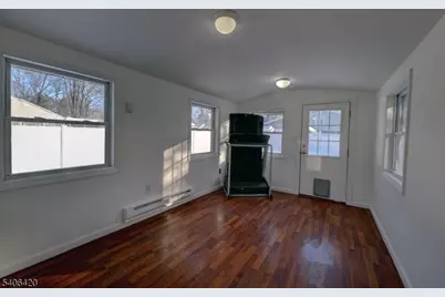 13 Orchard St, Bloomingdale, NJ 07403 - Photo 11