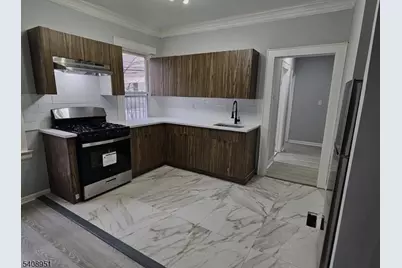 48 Oak Ave, Irvington, NJ 07111 - Photo 3