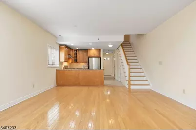 453A Springfield Avenue, Berkeley Heights Township, NJ 07922 - Photo 3