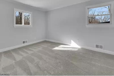 95 Fawnridge Dr, Washington Township, NJ 07853 - Photo 25