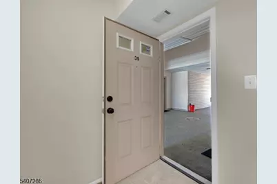 39 Loch Ln, Roxbury Township, NJ 07852 - Photo 5