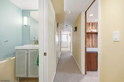 8 Wendy Way, Greenwood Lake, NY 10925 - Photo 27