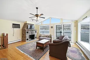 8 Wendy Way, Greenwood Lake, NY 10925 - Photo 17