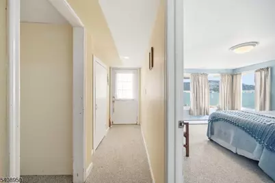 8 Wendy Way, Greenwood Lake, NY 10925 - Photo 25