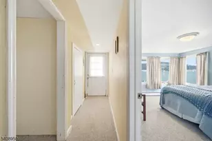 8 Wendy Way, Greenwood Lake, NY 10925 - Photo 25