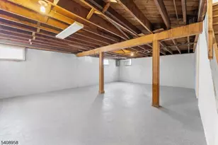 60 White Oak Rd, Parsippany, NJ 07054 - Photo 15