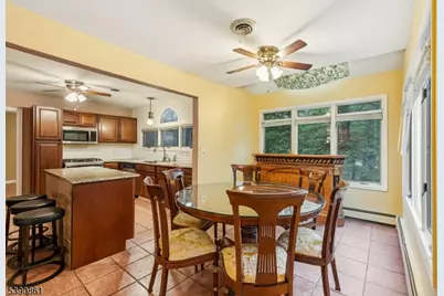 47 Matthew Rd, Wayne, NJ 07470 - Photo 9