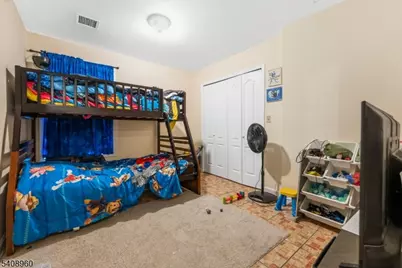 29 22nd Ave, Paterson, NJ 07513 - Photo 9